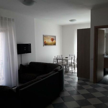 Вилла La Casa Dei Gelsi Кастель-Гандольфо Экстерьер фото
